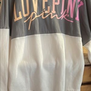 Vs pink nwt shirt large